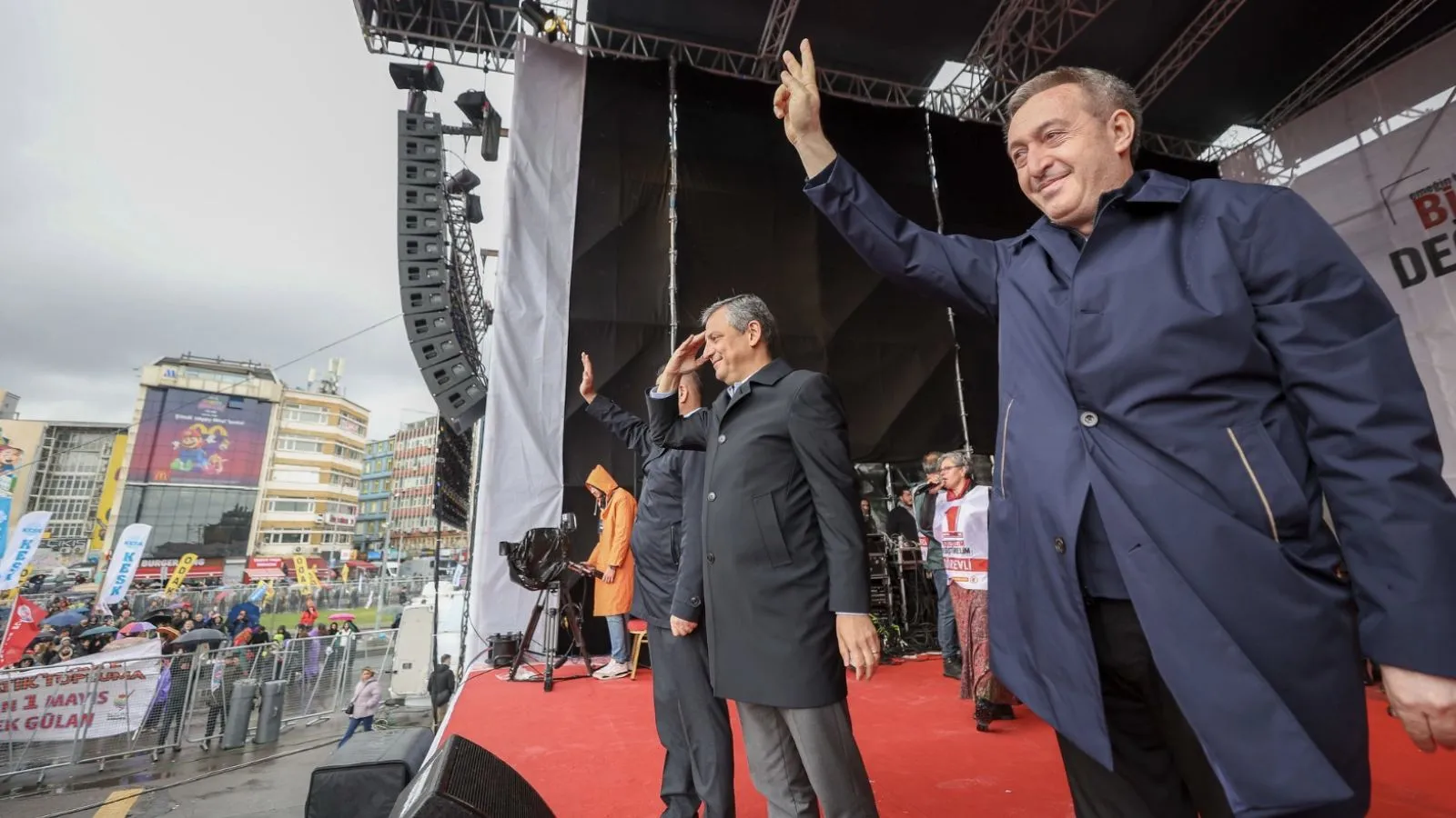 1 Mayıs’ta Barış ve Ekmek İçin Mücadele Vurgusu