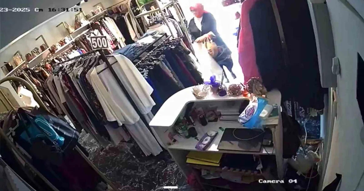 10 Saniyede Hırsızlık! Kadın Kaçtı