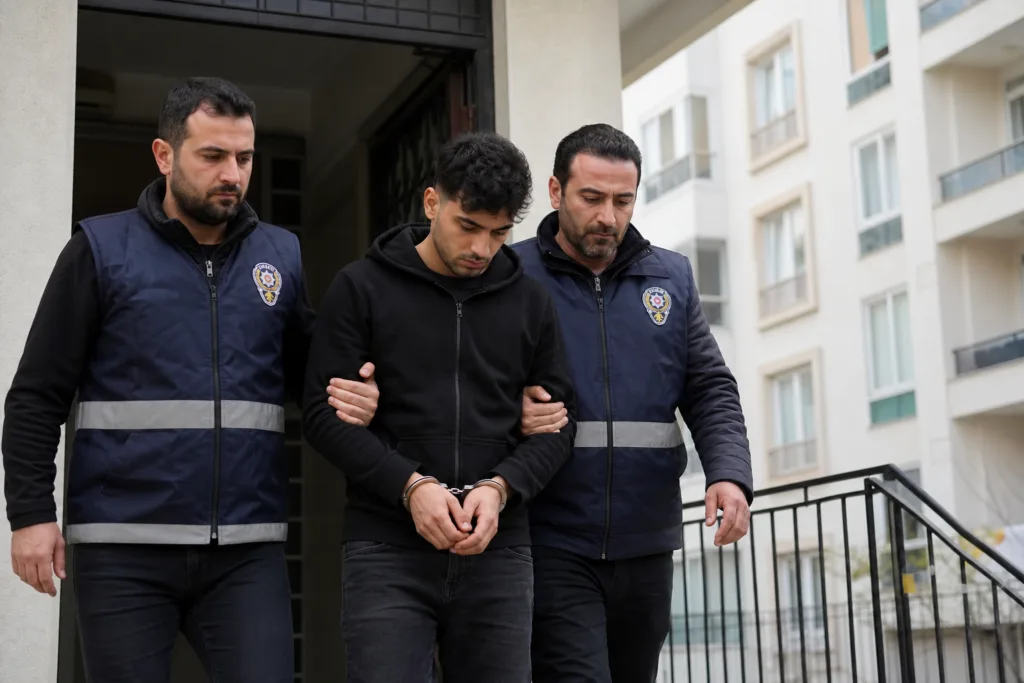 10 Yıl 7 Ay Hapis Cezası Olan Firari Yakalandı