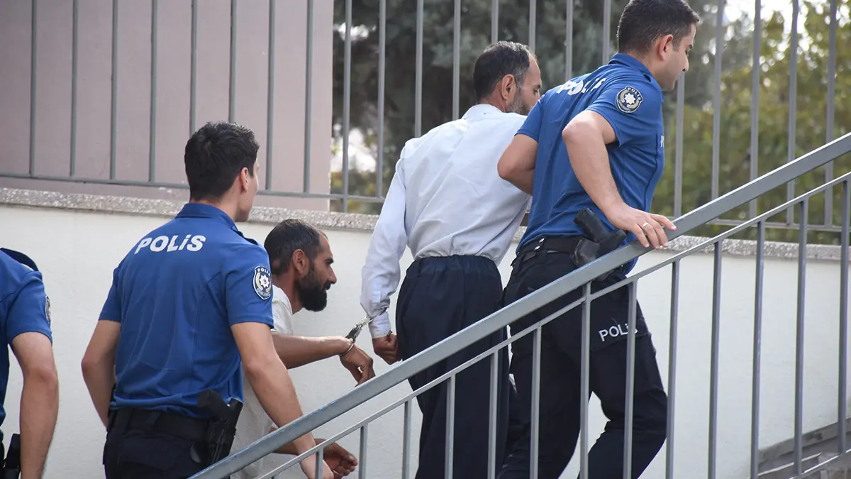 Önce “satıldı” dedi, sonra eşini suçladı! Büşra bebek soruşturmasında anne ve baba tutuklandı 3
