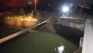 İzmir'de kanal faciası! Biri 6 diğeri 8 yaşındaydı... "Görünce suya atladım"