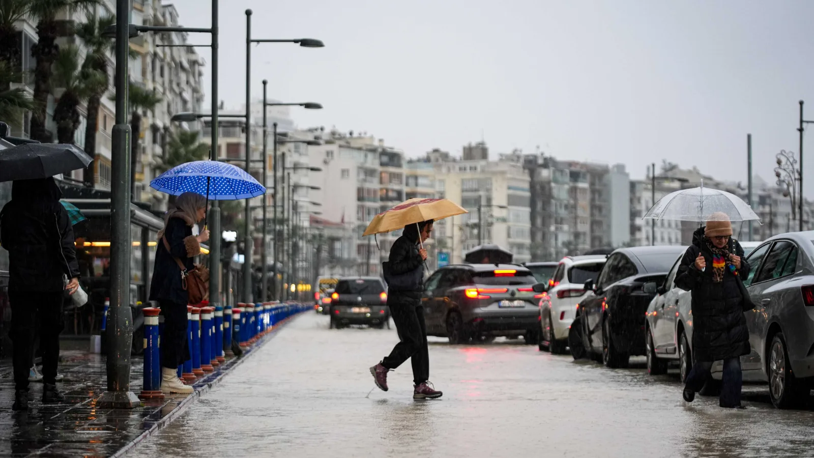 12 Şubat Hava Durumu: Sağanak ve Kar Uyarısı!