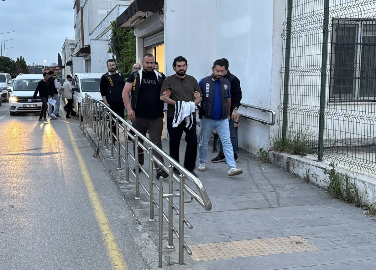 Rasim Ozan Kütahyalı telefonun şifresini vermedi!