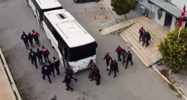 13 İl’de Dev Dolandırıcılık Operasyonu: 149 Gözaltı
