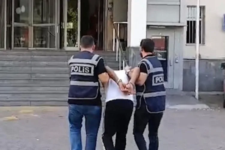 13 Yıl Hapis Cezası Olan Hırsız Yakalandı!