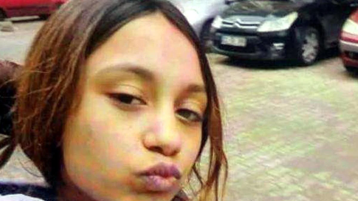 14 Yaşındaki Kız Arkadaşını Pompalı Tüfekle Vurdu