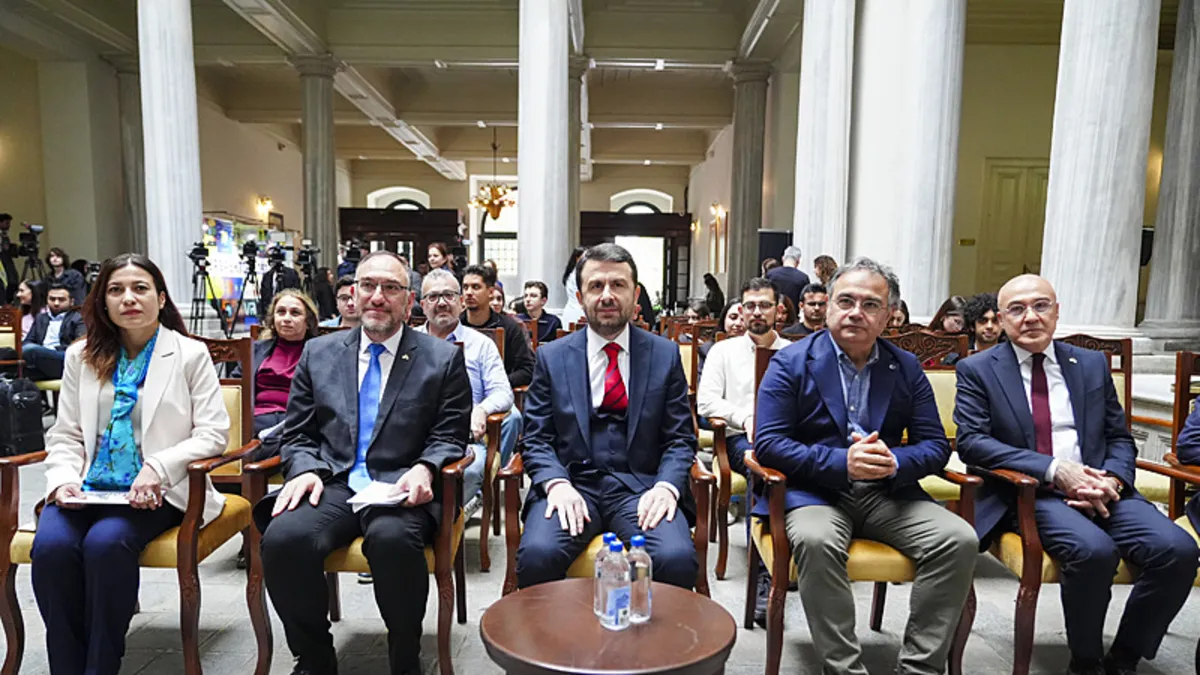 15 Temmuz Manşetleri Atölyesi İstanbul’da Tamamlandı