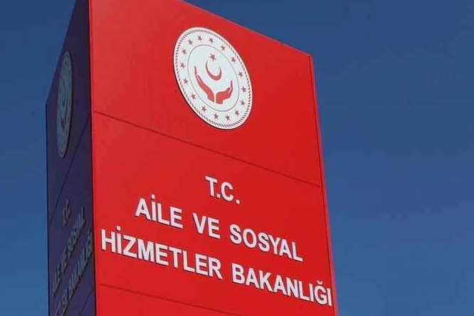 15 Yaşındaki Kıza Cinsel Saldırı: Bakanlık Harekete Geçti