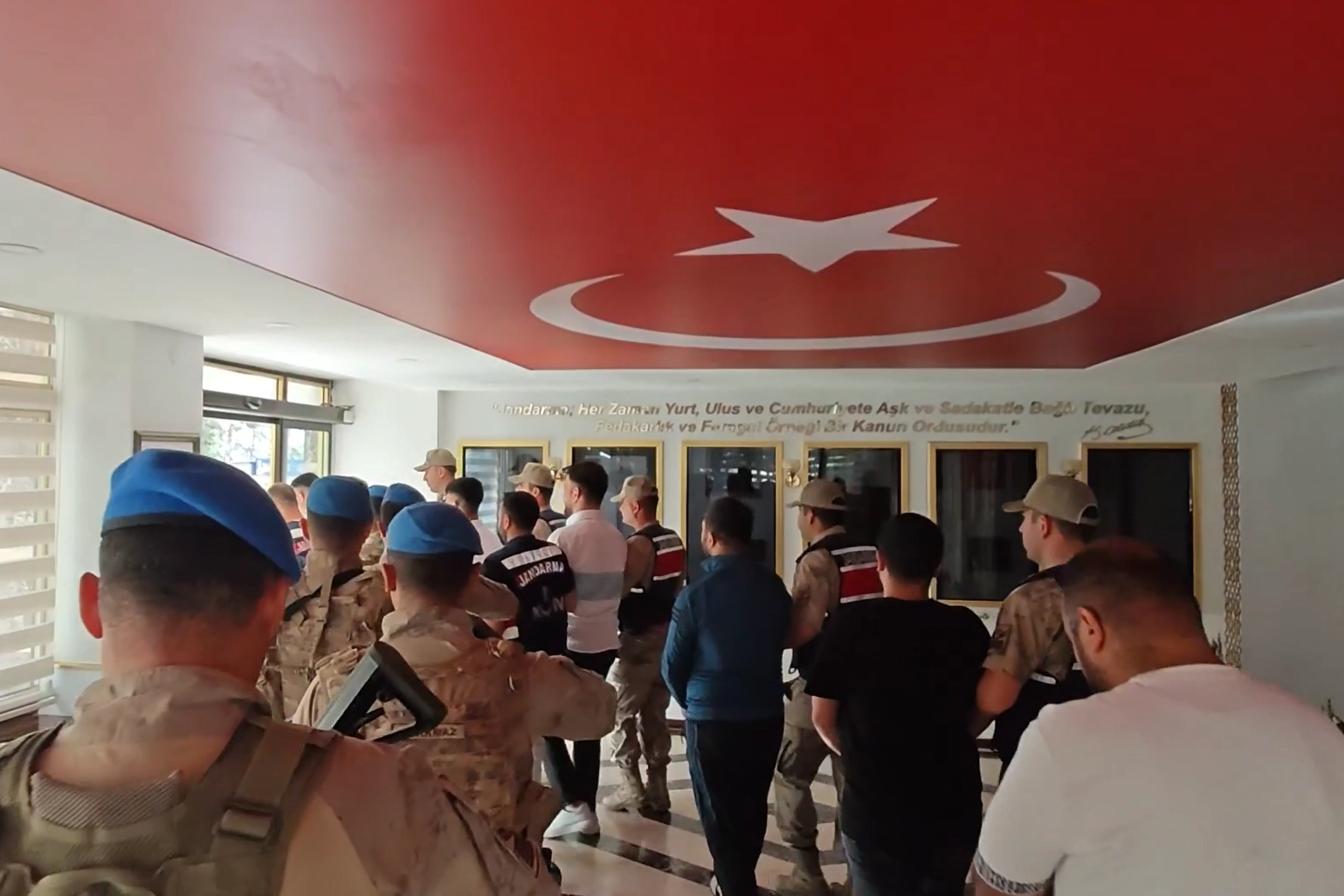 16 İlde Dev Operasyon: 228 Gözaltı ve 10 Milyar