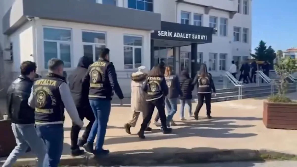 17 İlde Dolandırıcılık Operasyonu: 180 Gözaltı!