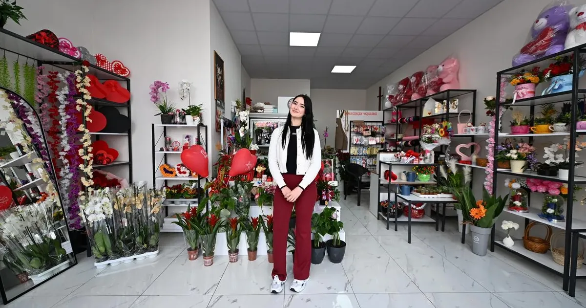 19 Yaşındaki Gökçe, MERCEK ile Hayalini Gerçekleştirdi