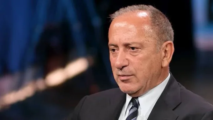 “2,2 milyar TL’yi cebe atanlar serbest, gazeteciler içeride verdikleri zarar daha mı fazla?”