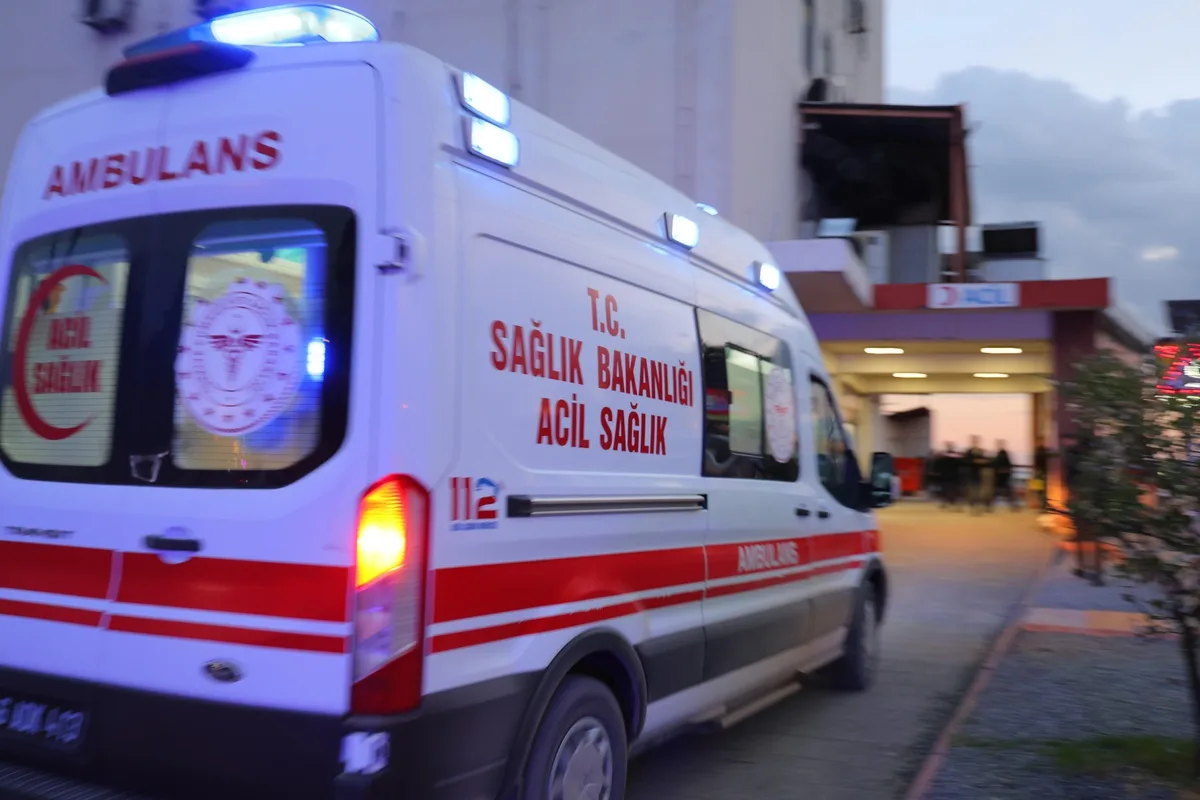 20 Yaşındaki Genç Bıçaklanarak Hayatını Kaybetti
