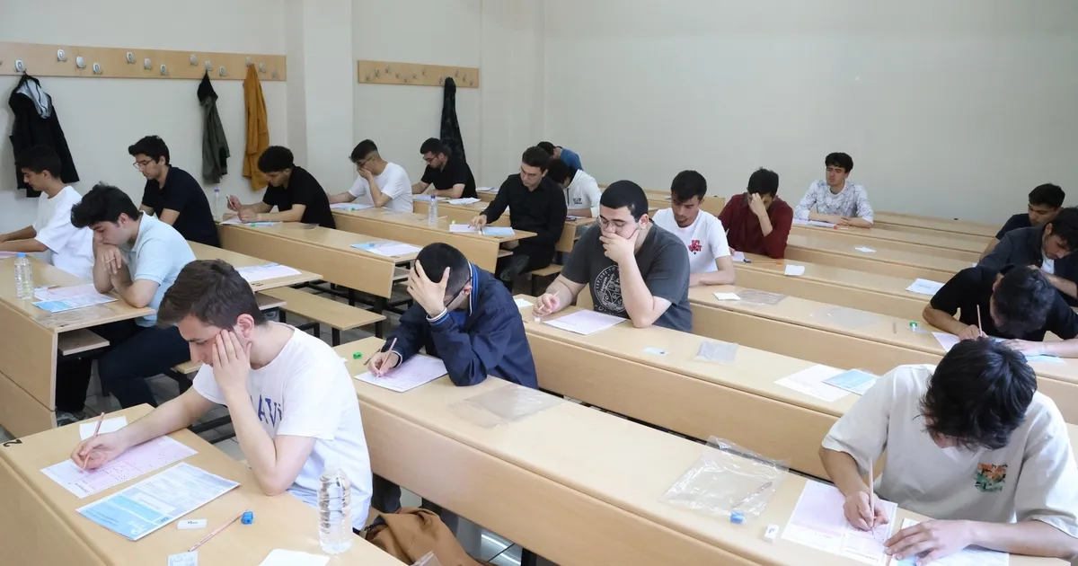 2025 YKS’de 2,5 Milyon Öğrenci Ter Dökünce!