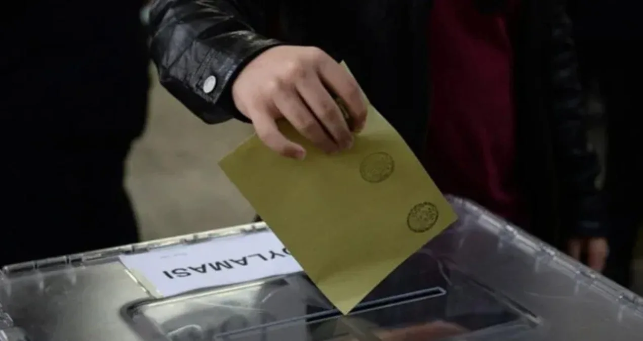 2026 Seçim Anketinde CHP Liderliğini Sürdürüyor