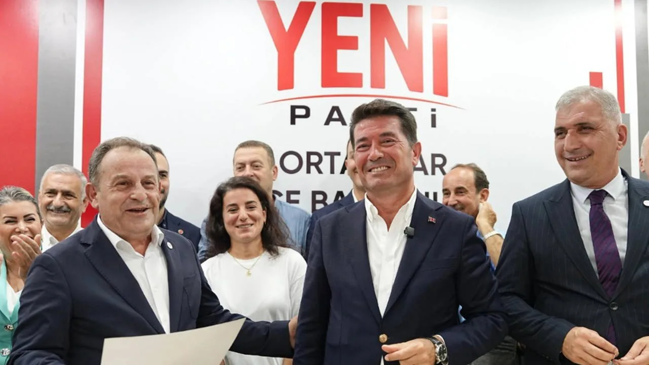 21 Meclis Üyesi YENİ Parti’ye Katıldı!