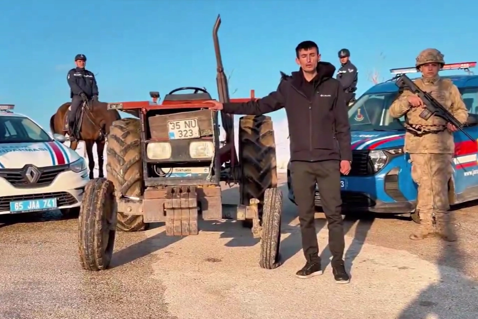 21 Yıl Sonra Çalınan Traktör Van’da Bulundu!