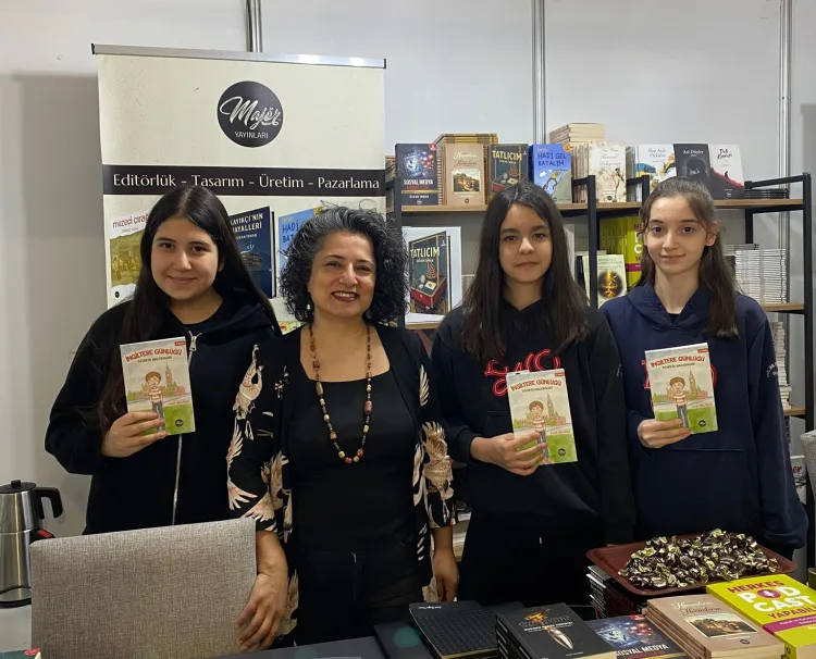 23. Bursa Kitap Fuarı’nda Eğitim Bursuna Destek!