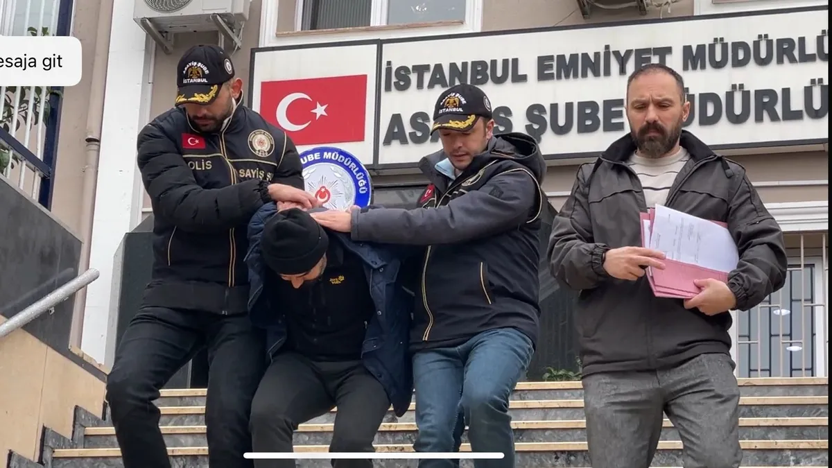 27 Yıl 6 Ay Hapis Cezalı Firari Pazar Tezgahında Yakalandı