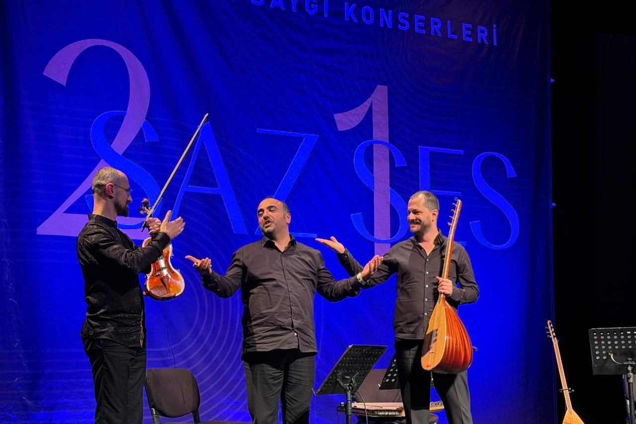 2Saz 1Ses Konserleri, Ustalara Veda Etti!