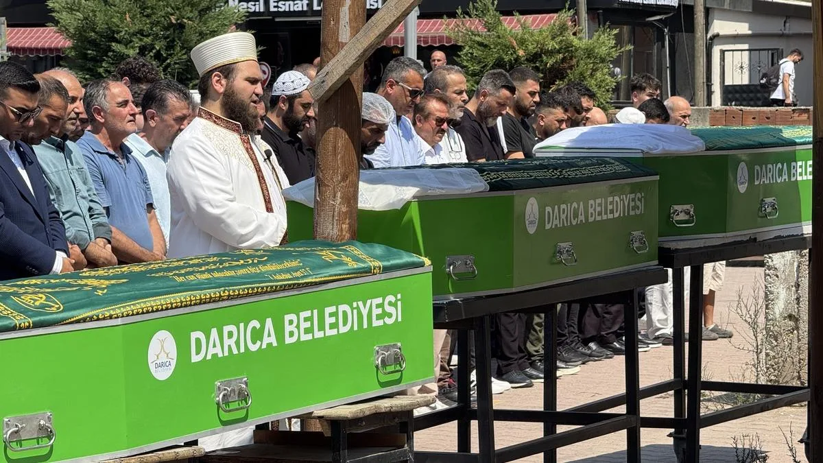 3 Kardeşin Cenazesi Yüreklere Ateş Düştü