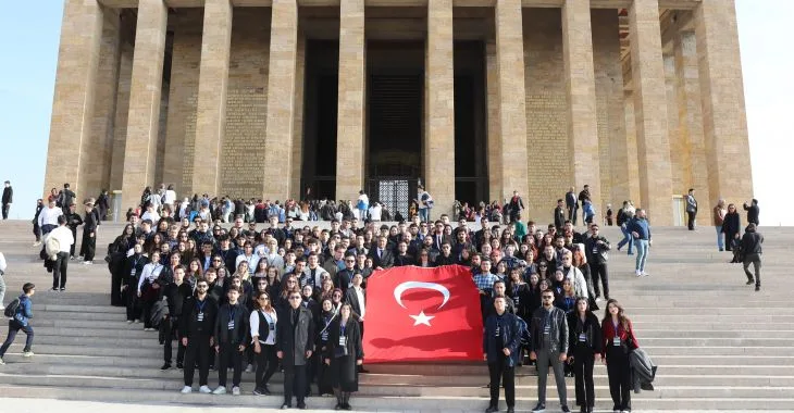 300 Bursalı Genç, Ata’nın Huzuruna Çıktı