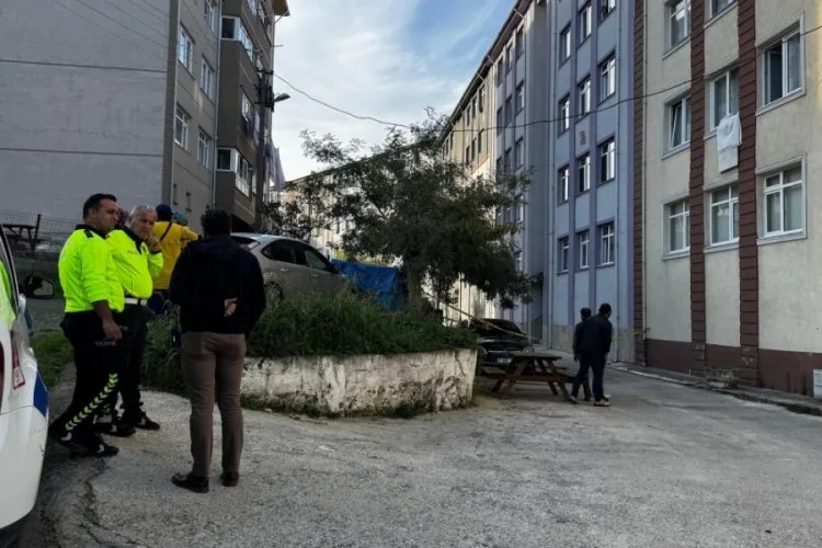 34 Yaşındaki Genç, Bunalım Nedeniyle Atlama Yaptı