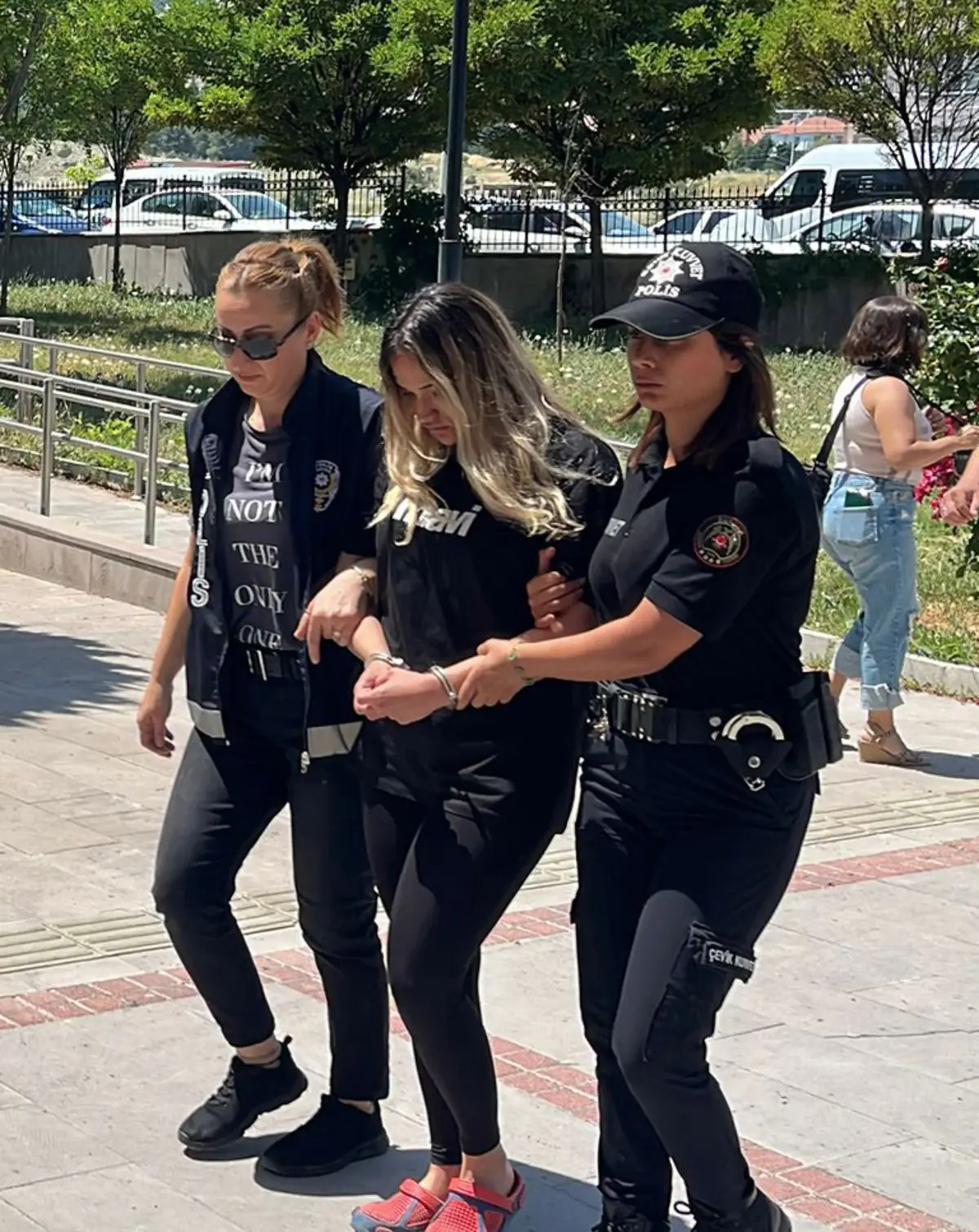 2 çocuk annesinin boğazını keserek katletmişlerdi: Çarpıcı gelişme! 3