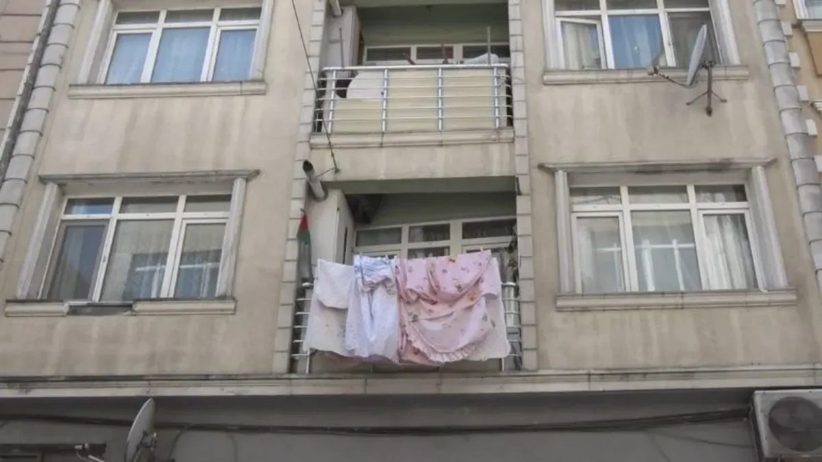 4 Yaşındaki Çocuk Pencereden Düştü, Durumu Ciddi