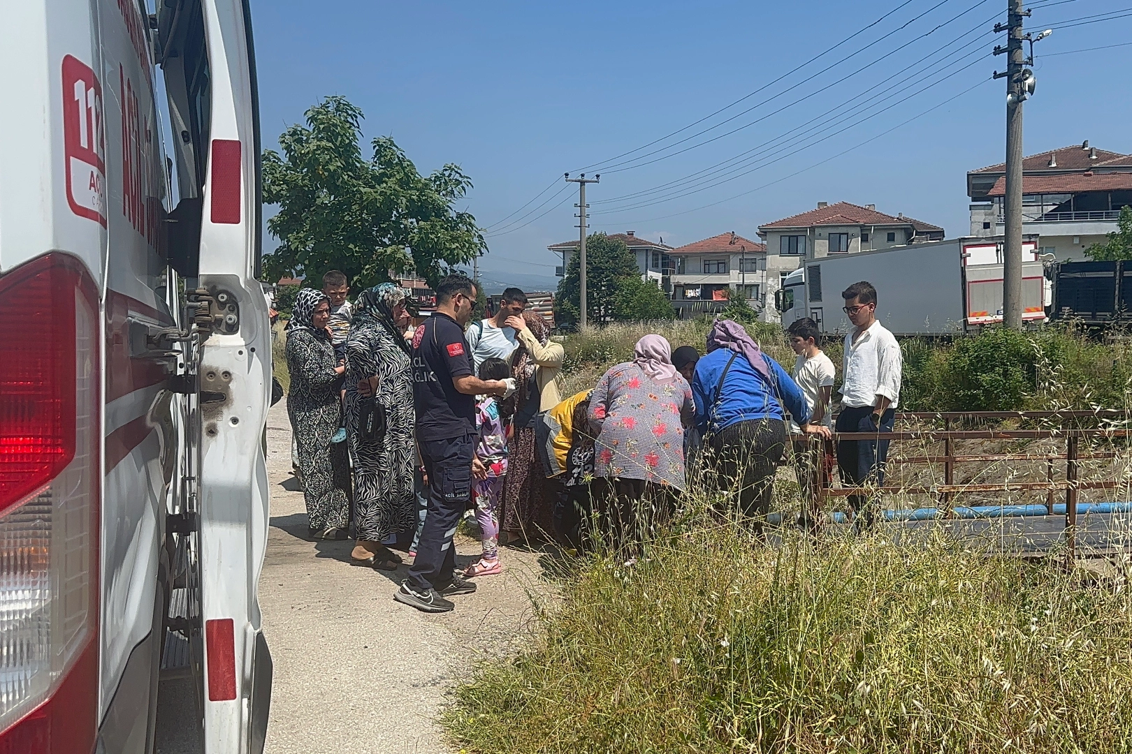 5 Yaşındaki Çocuk Düzce’de Dereden Kurtarıldı!