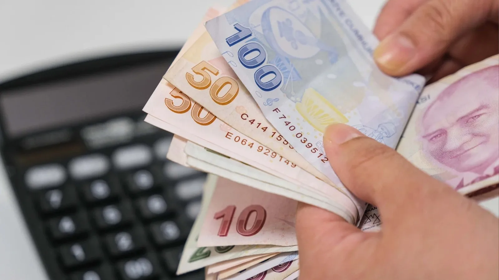 600 Bin Kamu İşçisi İçin Kader Haftası!