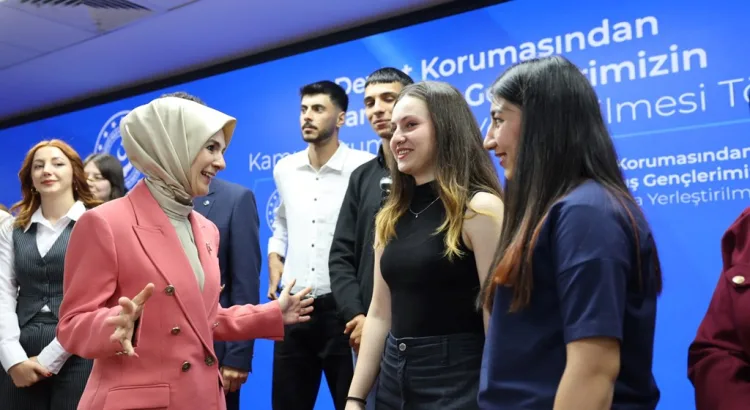 608 Genç Kamu İşine Yerleştirildi: Bakan Göktaş