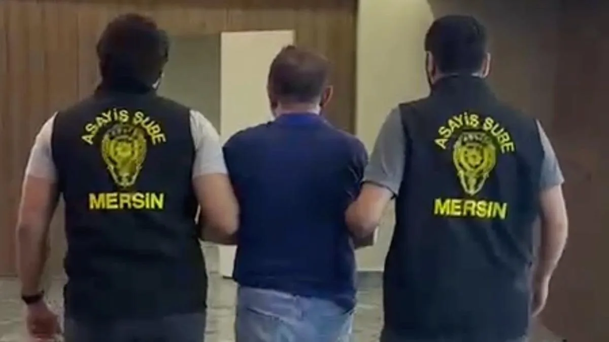 65 Yıl Hapis Cezalı Dolandırıcı Otobüste Yakalandı