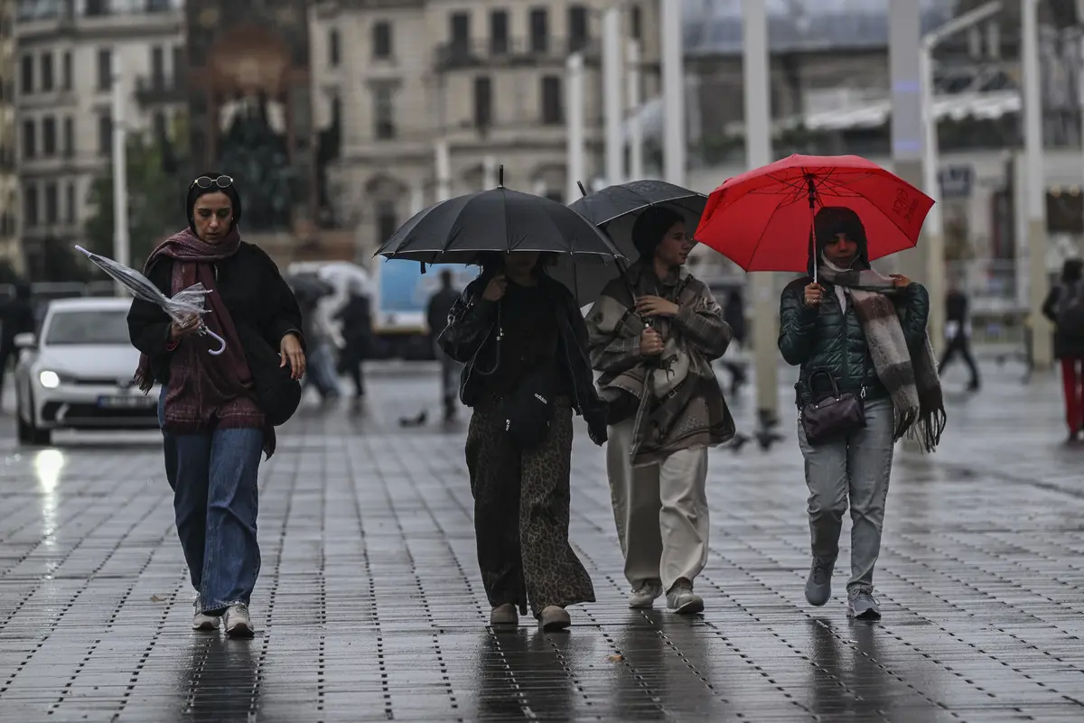 7 bölgede kuvvetli yağış alarmı! Meteoroloji saat vererek uyardı 3