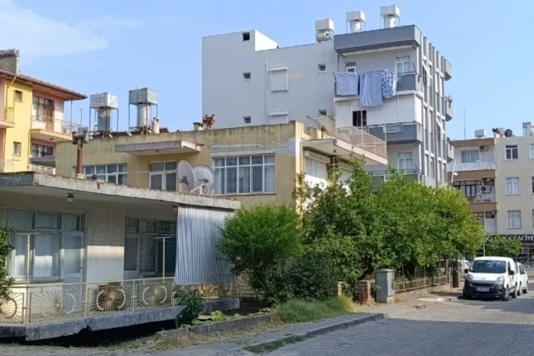 75 Yaşındaki Adam Kız Kardeşi Tarafından Bulundu