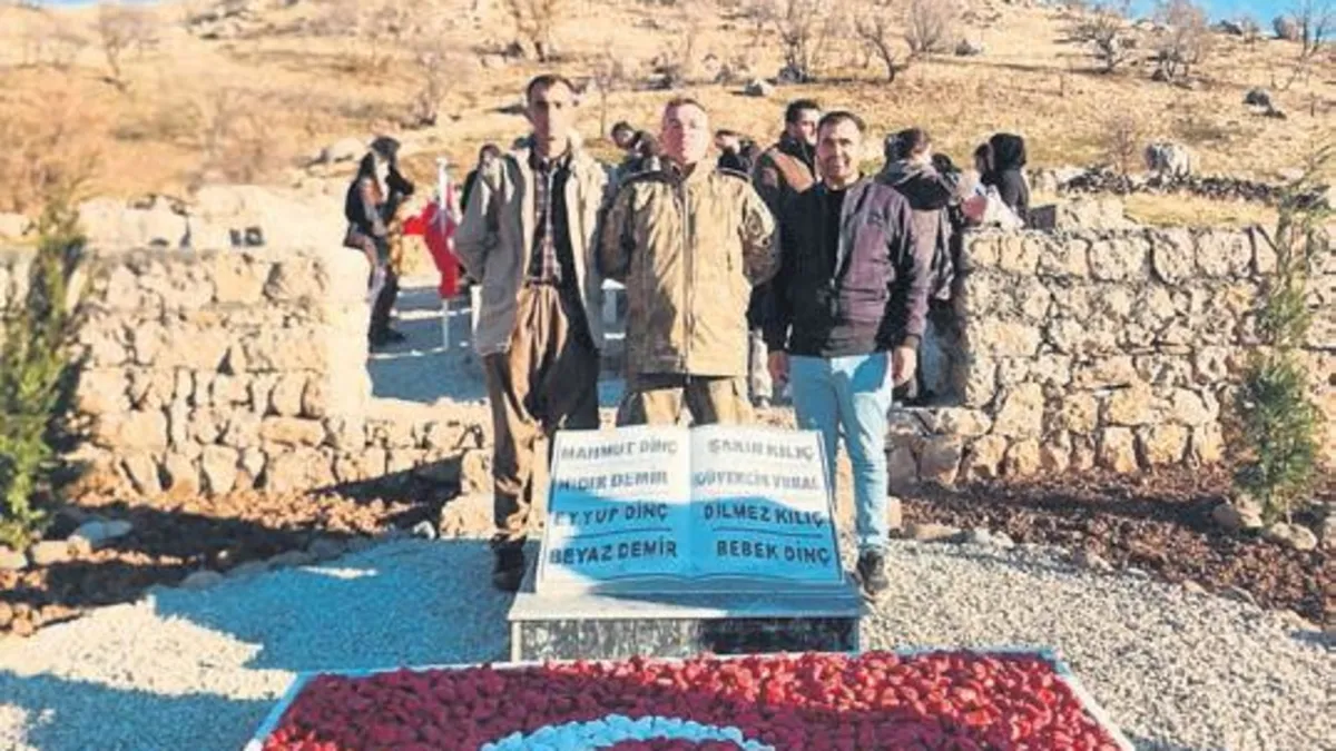8 Şehidin Mezarı 35 Yıl Sonra İnşa Edildi