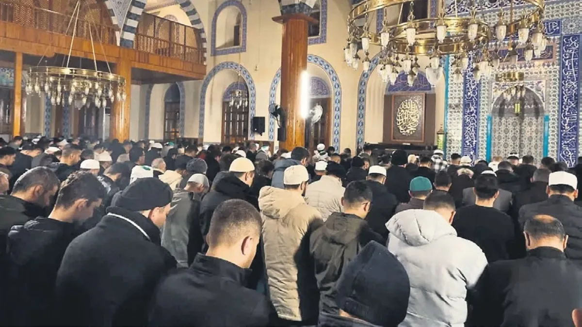 81 İlde Filistin İçin Sabah Namazı Buluşması