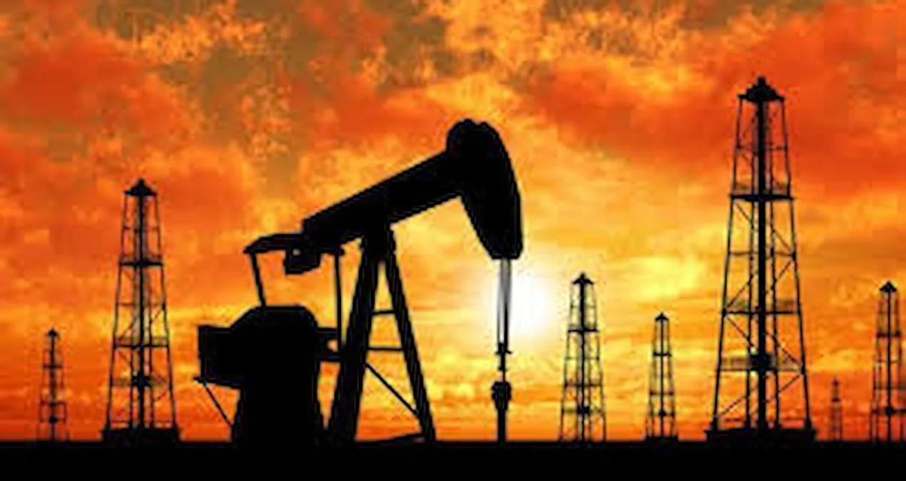 ABD’de Petrol Stokları Azaldı, Üretim Düştü!