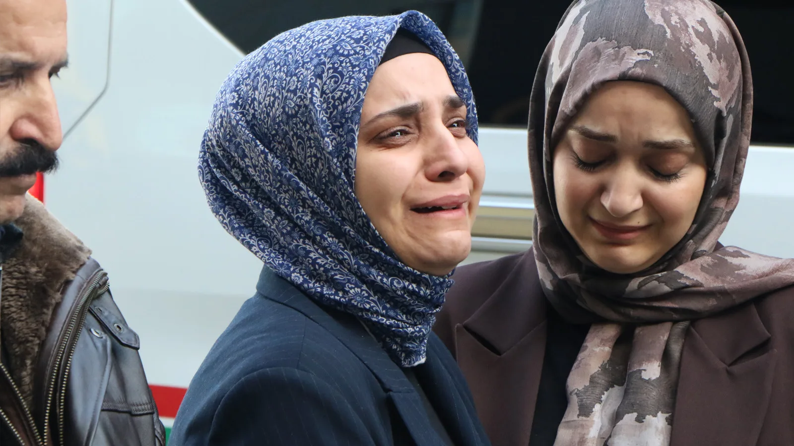 Acılı Eşten Yürek Burkan İsyan: Ailem Yok Oldu!