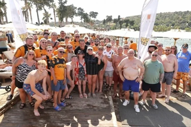 Acun Ilıcalı, Hull City Taraftarlarını Çeşme’de Ağırladı
