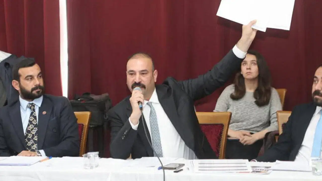 Adalar Belediyesi’nde İstifa Şoku!