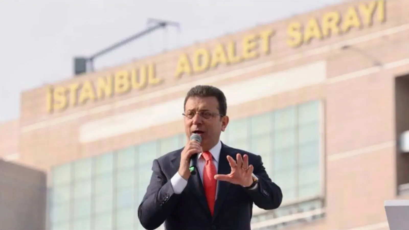 Adalet Bakanı’na Eleştiriler: Tecrübe Yetersiz mi?