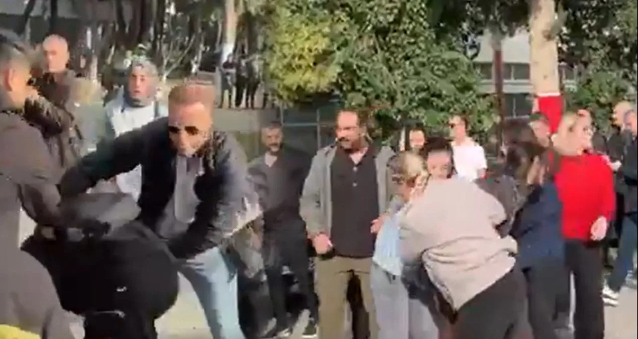 Adalet Bakanı’na Protesto: 5 Öğrenci Gözaltında