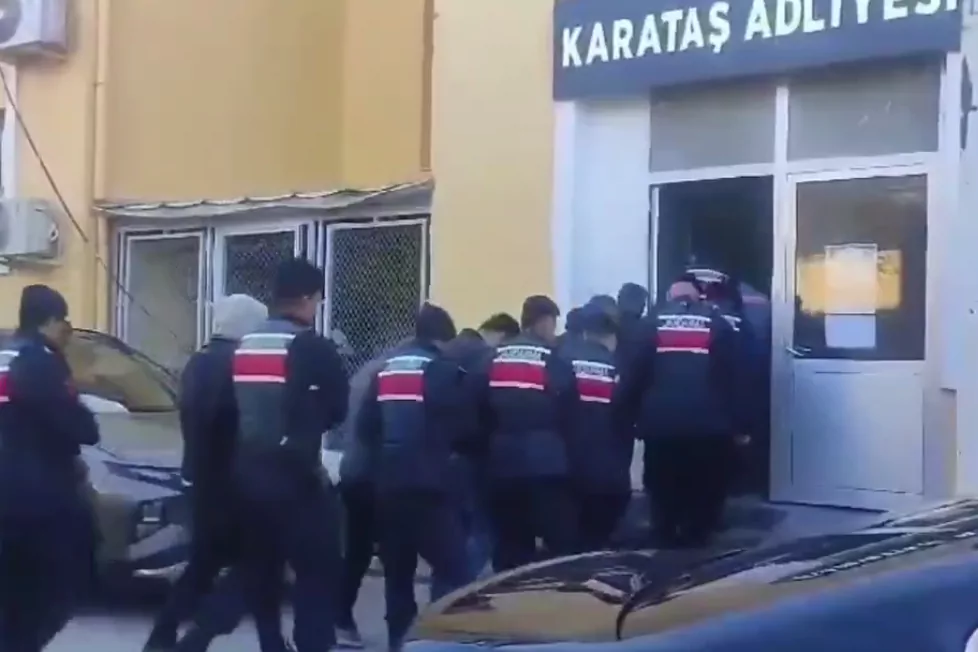 Adana'da hucre operasyonu