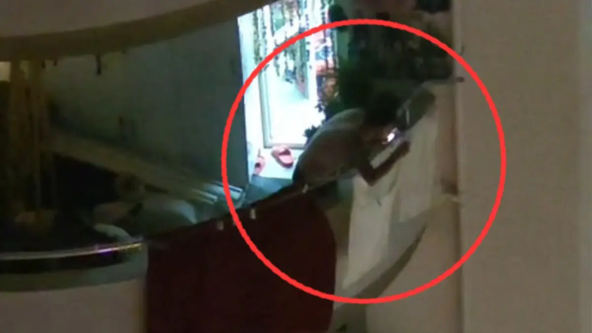 Adana’da ilginç olay! Balkondan böyle bağırdı: “Kolonyanın feri geçiyor!” 2