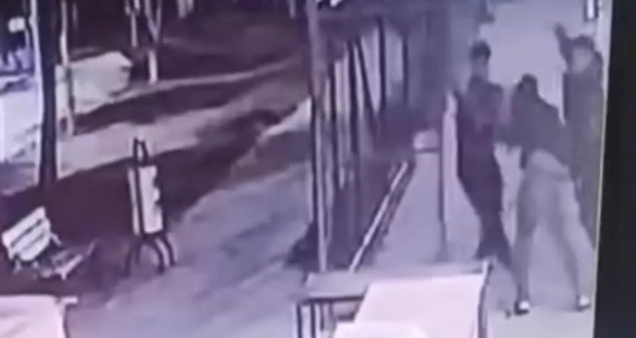 Adana’da Lise Öğrencilerine Bıçaklı Saldırı!