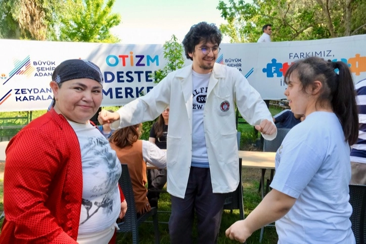 Adana’da Otizmli Çocuklar için Anlamlı Buluşma!