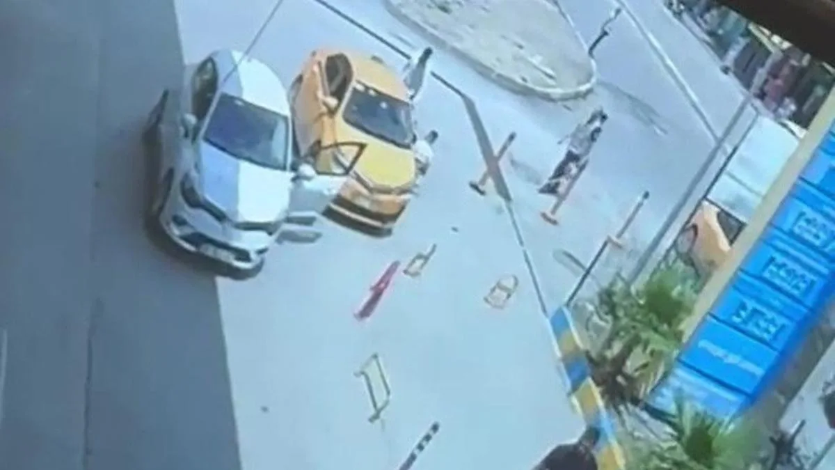Adana’da Taksiciye Yol Tartışması Sonrası Bıçaklı Saldırı