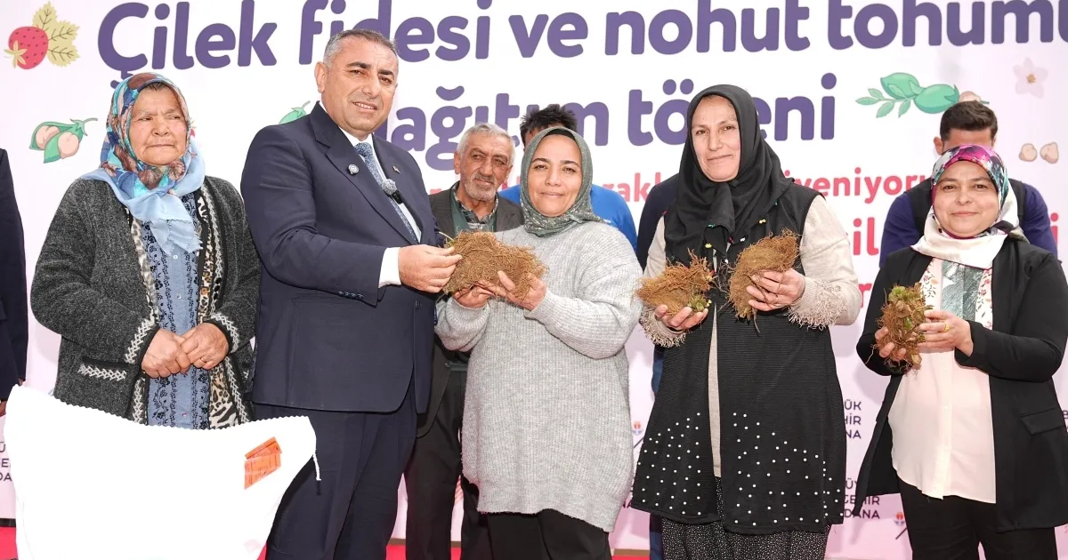 Adana’da Üreticiye Büyük Destek: Nohut ve Çilek