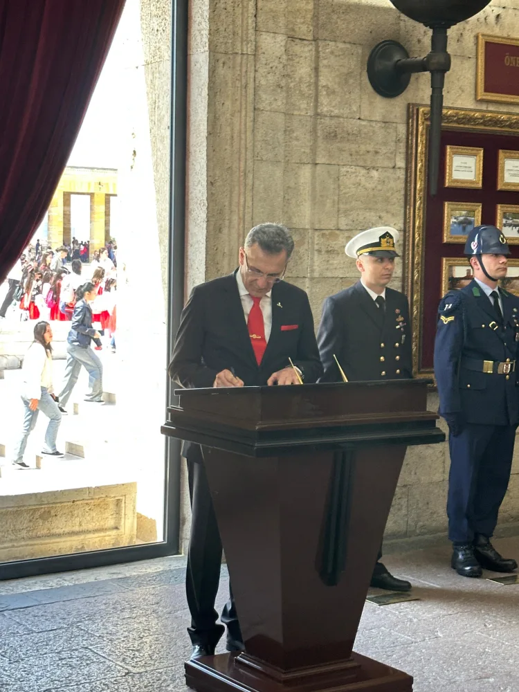 ADD Bursa Yönetimi, Anıtkabir’de Saygı Duruşu